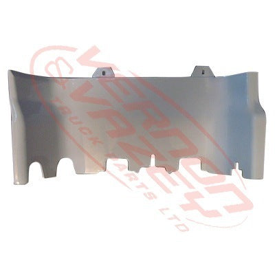 1688504-04 - STEP PANEL - LOWER GARNISH - R/H - NISSAN QUON 2006-