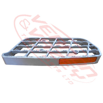 1688504-14 - STEP ALLOY - R/H - LOWER - NISSAN QUON 2006- AFTERMARKET