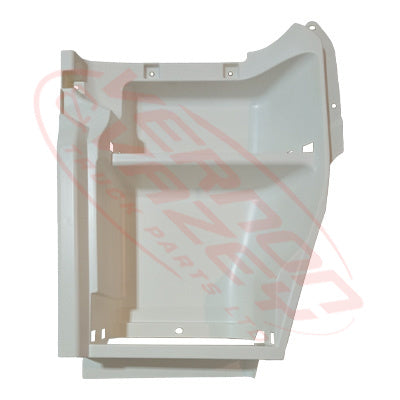 3082004-11 - STEP PANEL - L/H - ISUZU GIGA CVR/CXZ/CXM/EXR 2017- AFTERMARKET
