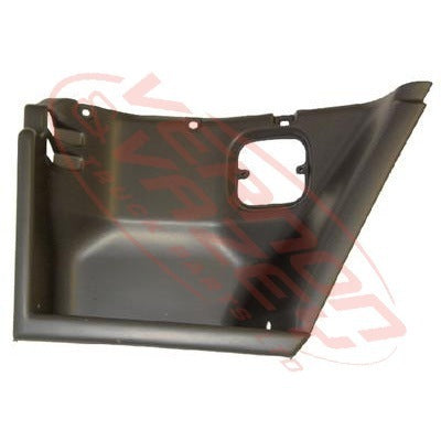 3091004-2 - STEP PANEL - R/H - ISUZU FRR/FSR/FTR 1996-