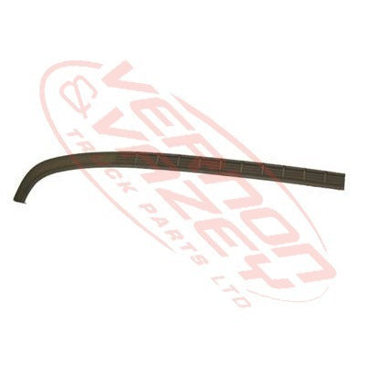 3092090-42 - FRONT BUMPER GARNISH - RH - ISUZU FORWARD FRR/FSR/FTR/FVR 2008