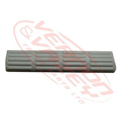 3092090-72 - FRONT BUMPER PAD - UPPER - R/H - ISUZU FRR/FSR/FTR/FVR 2008