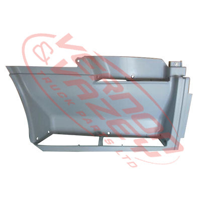 3186004-06 - STEP PANEL - R/H - 8 WHEELER - HINO PROFIA SS/FN/LSH/LFS 1994-
