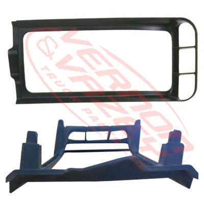 3788094-72 - FOG LAMP - TRIM - R/H - MITSUBISHI FP517/FP519/FP350 1997-
