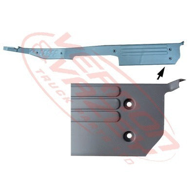 3798000-04 - GUARD - KICK TRIM - R/H - MITSUBISHI CANTER FE5/FE6 1994-