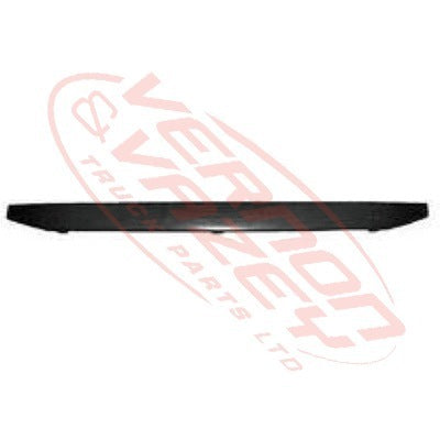 6594099-05 - GRILLE - MIDDLE SMALL - ON UPPER GRILLE - SCANIA R/P TRUCK - 2009-